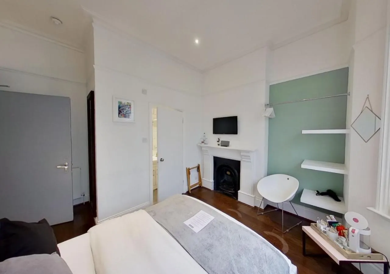 ***  Hotel Nineteen Hove Regno Unito